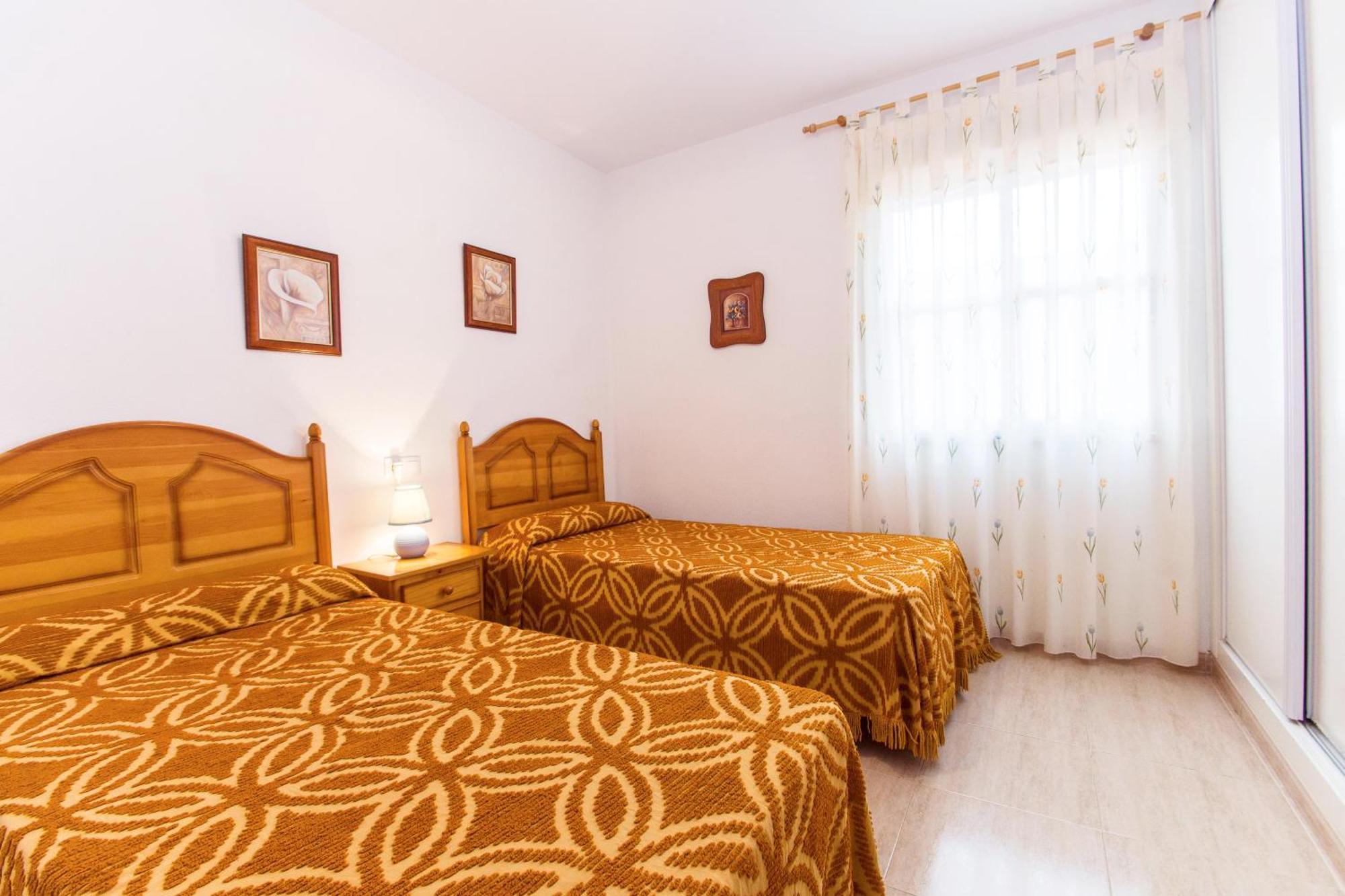 Apartamentos Rotonda Conil De La Frontera Room photo
