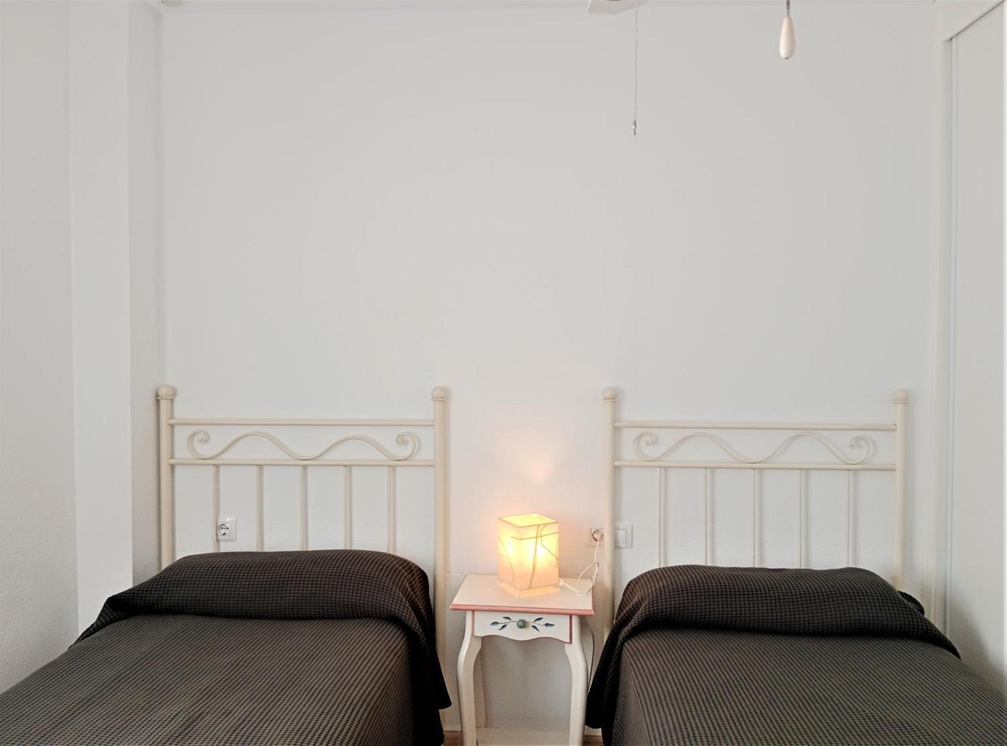 Apartamentos Rotonda Conil De La Frontera Room photo